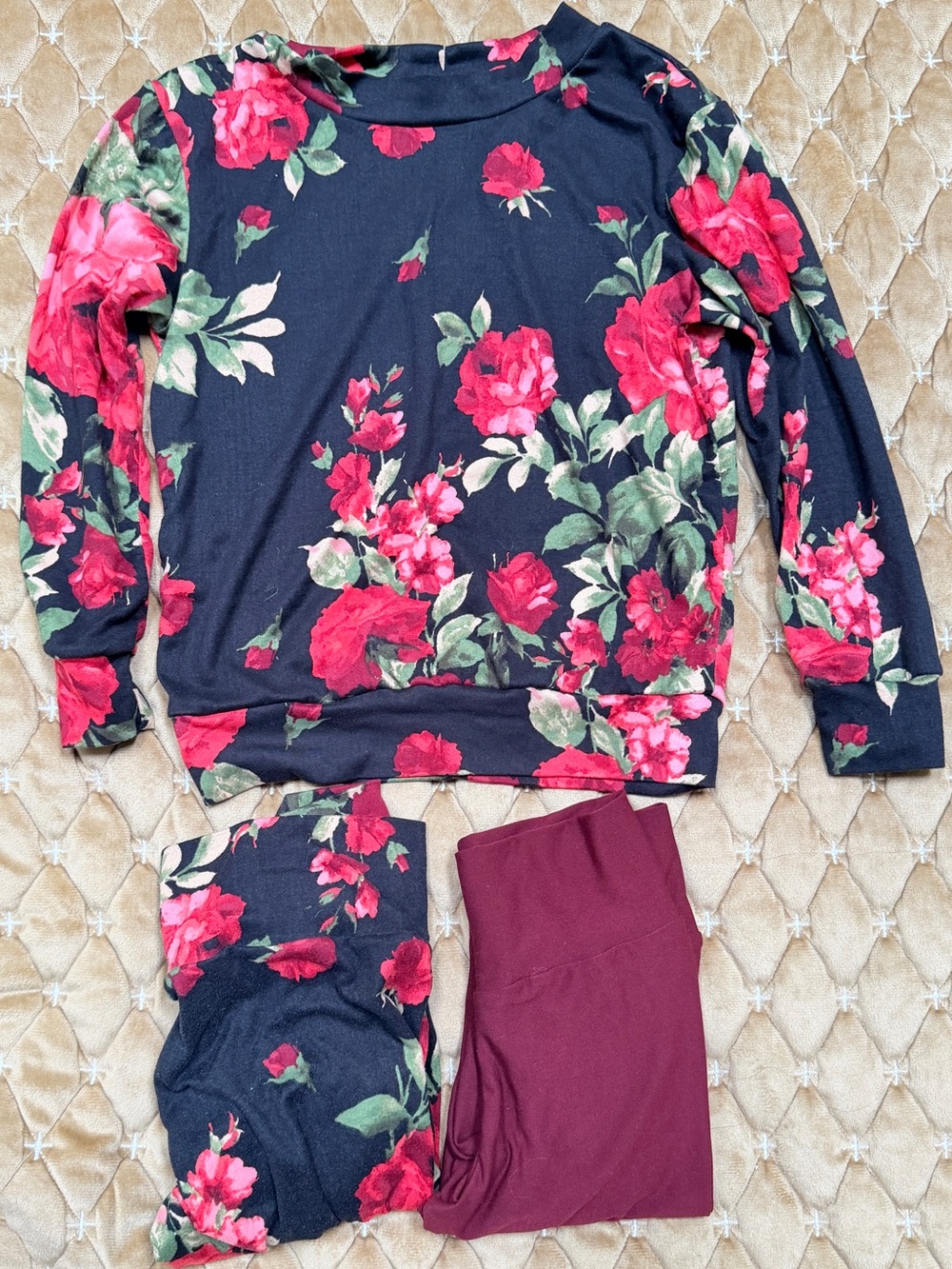 Girls Black Burgundy Floral Set Maroon leggings, long sleeve bundle 4T Boutique